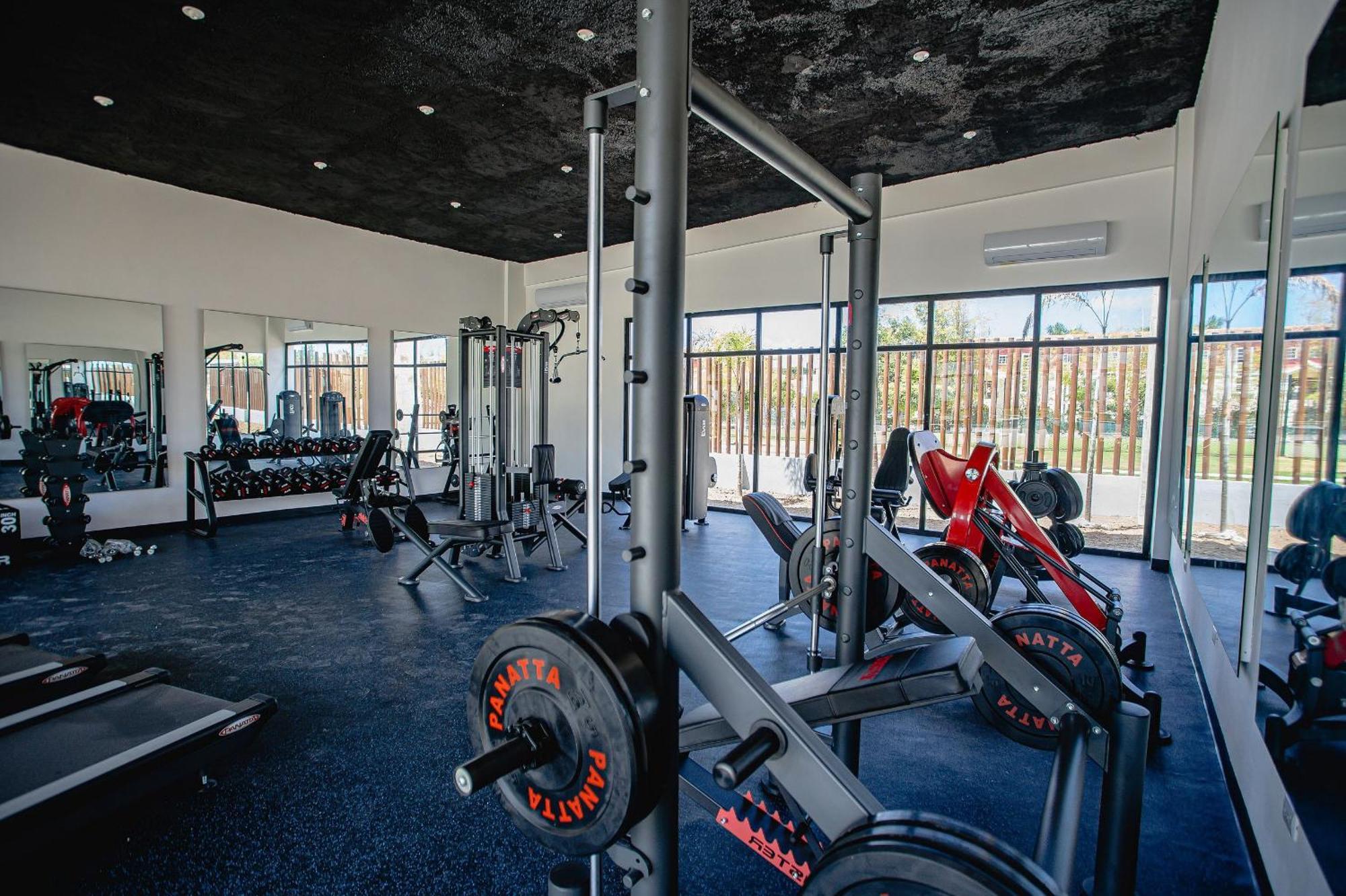 Cerca De La Playa Con Piscina Y Gimnasio * Punta Cana