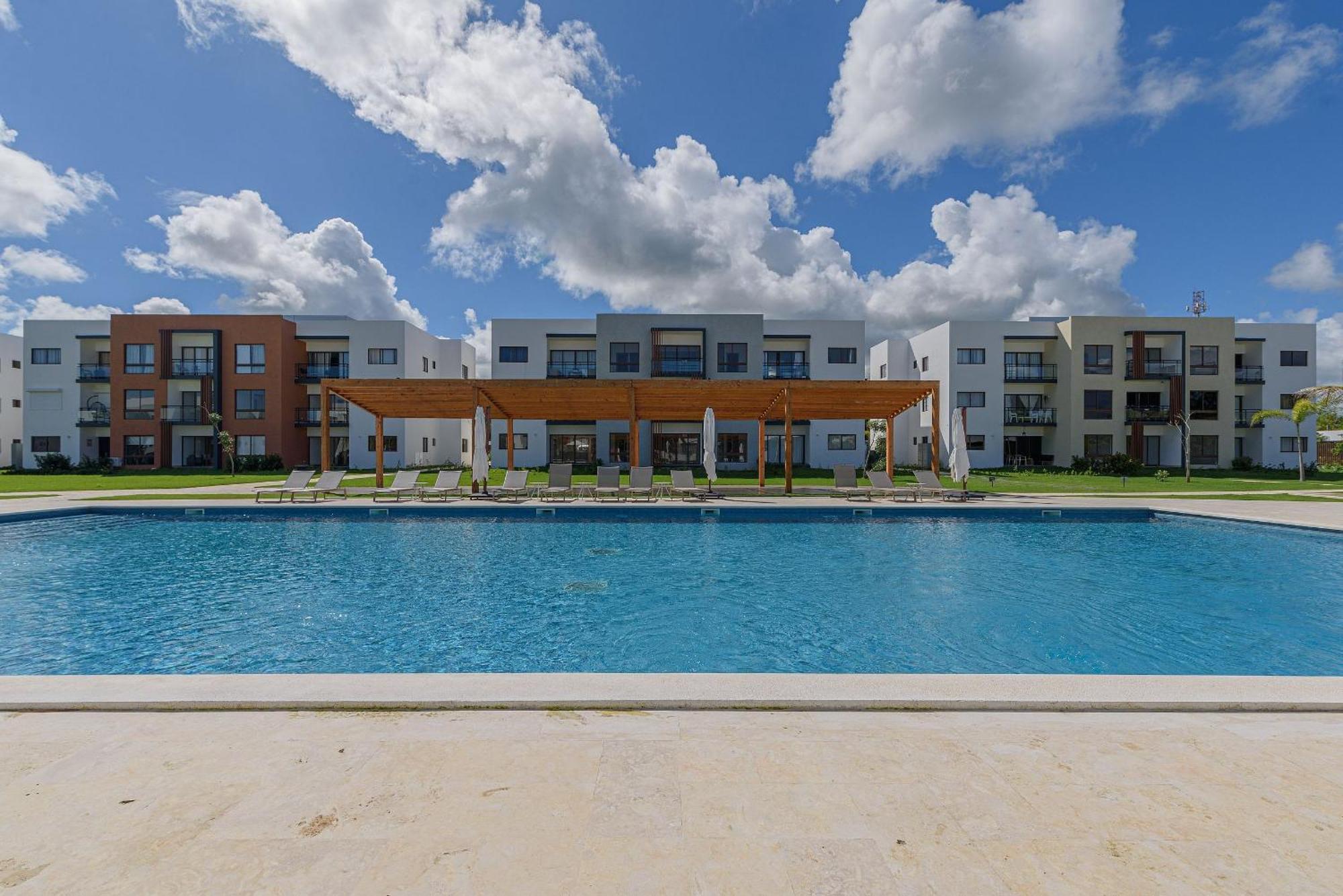 Apartamento Cerca De La Playa Con Piscina Y Gimnasio