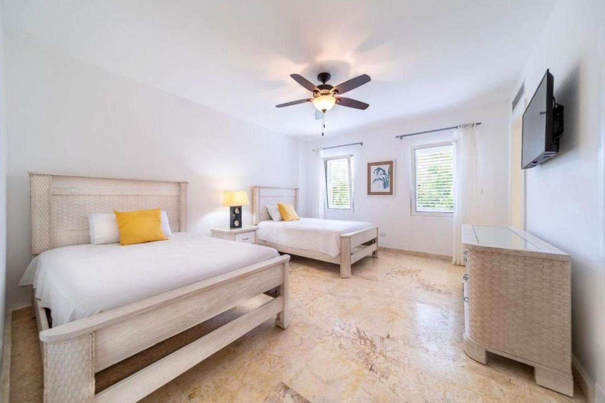 Stunning And Luxurious In The Beautiful Apartamento