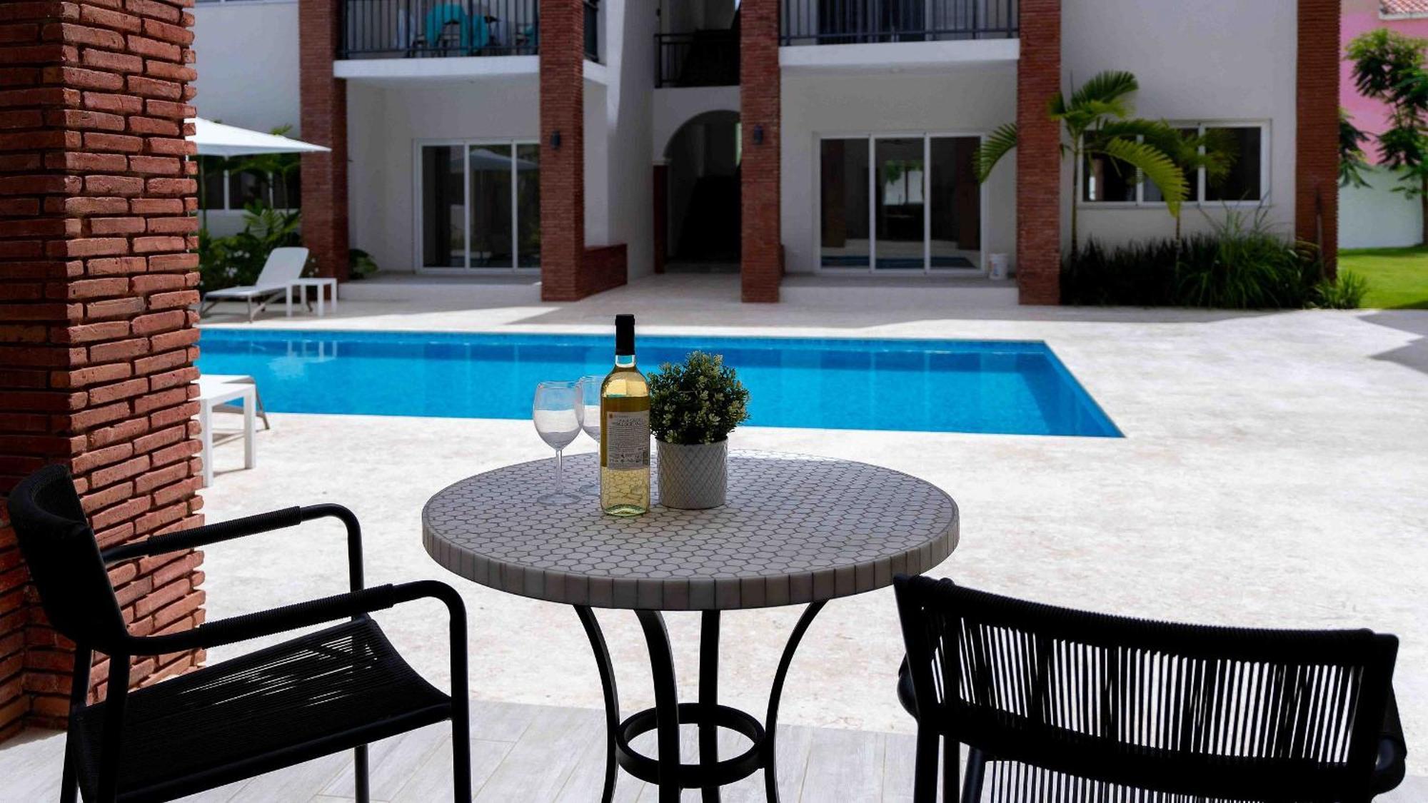 Charming 2bdr Pool View Walking To Bavaro Apartamento