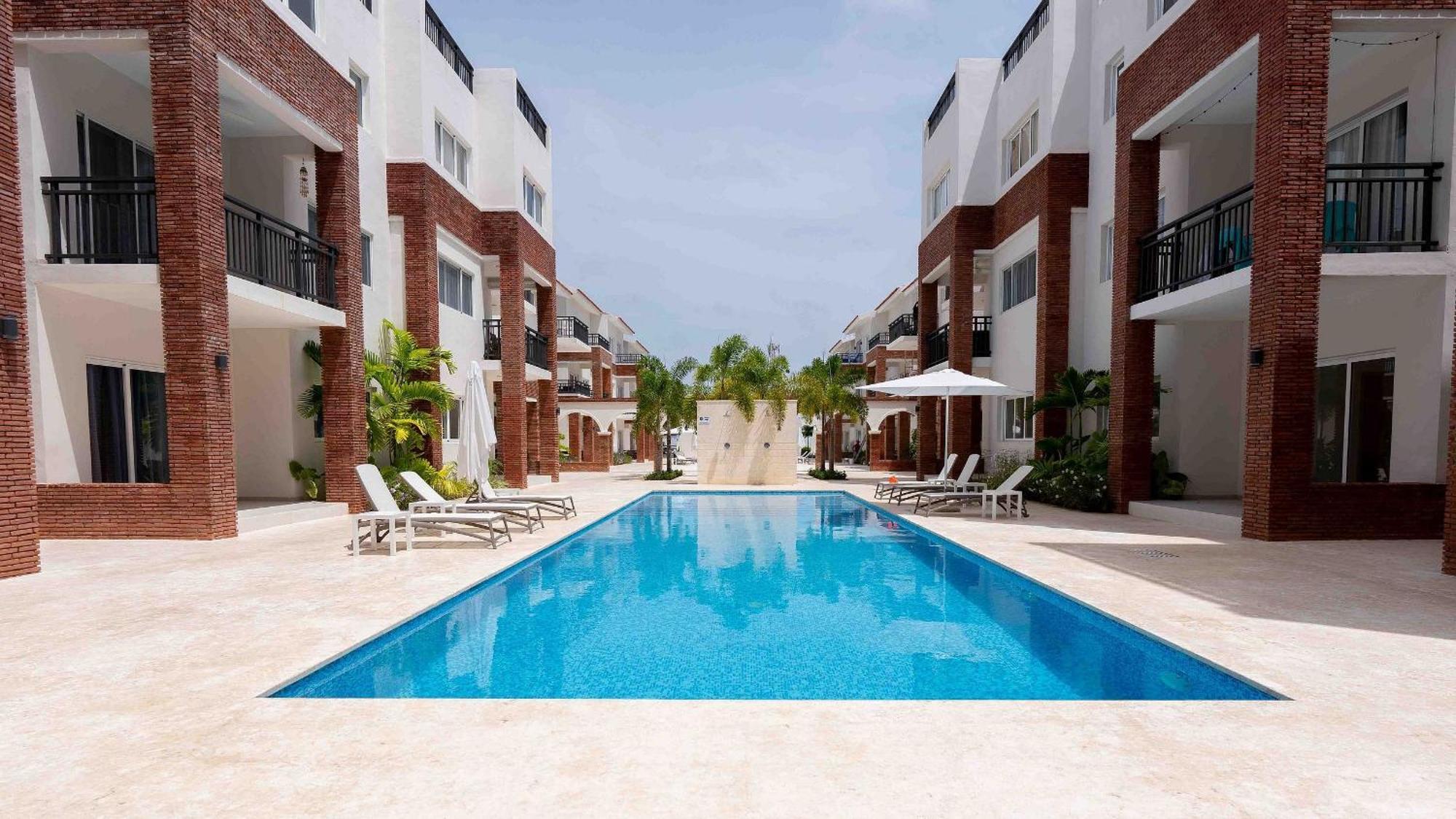 Charming 2bdr Pool View Walking To Bavaro Apartamento Punta Cana