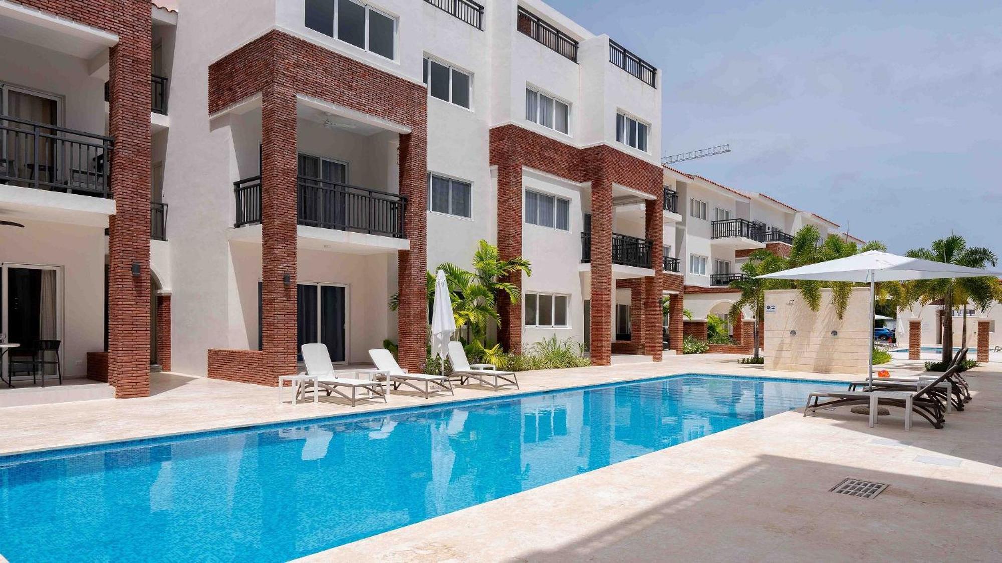 Charming 2bdr Pool View Walking To Bavaro *
