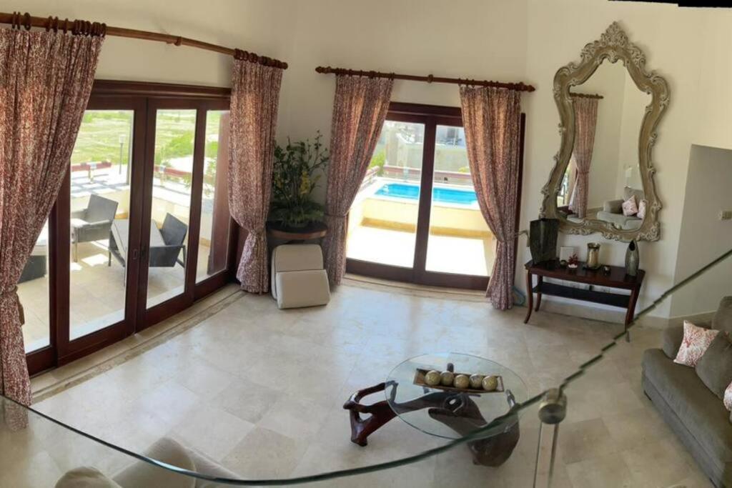 Golden Bear Lodge, Cap Cana * Punta Cana