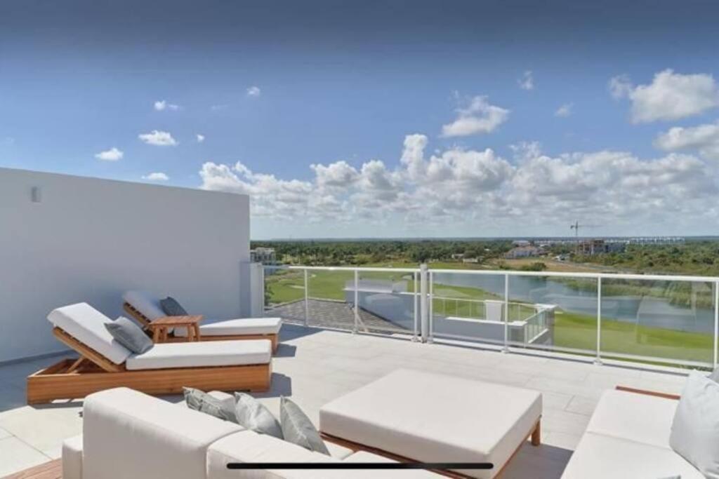 Ocean View Penthouse At Hard Rock By Unwind Apartamento *