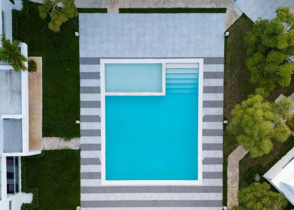 Apartamento White Sands Condo, Beach, Wi-fi, Pool