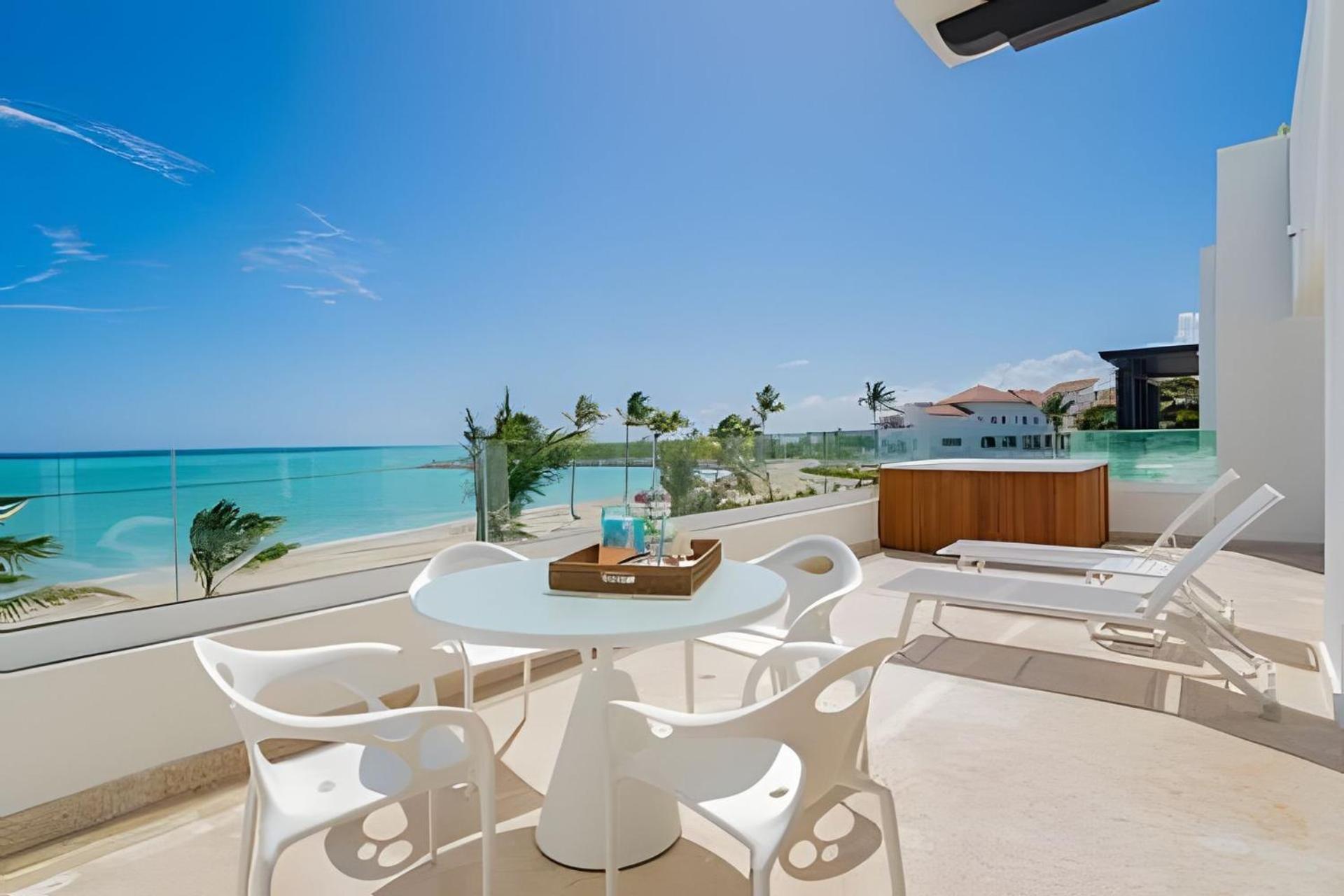Punta Palmera Front With Private Cold Jacuzzi * Punta Cana