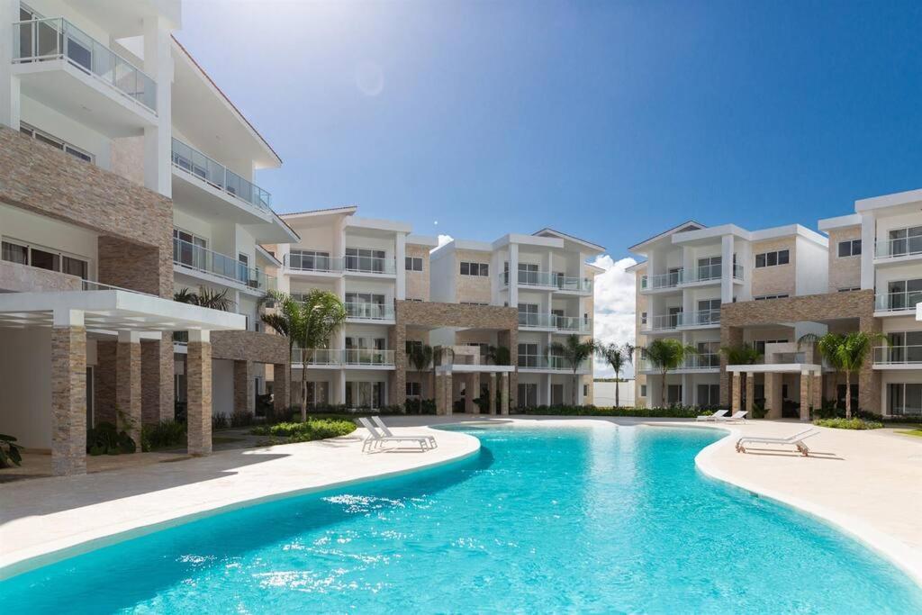 Apartamento Paseo Playa Coral A-304 Punta Cana