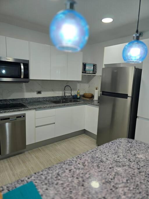 !!!new !!!charming 2-2 Penthouse 2- 3 Min Walking To Bavaro Beach, El Cortecito- Solo A 2- 3 Min Caminando De La Playa Apartamento