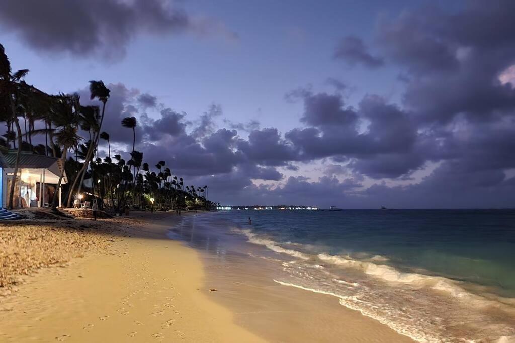 !!!new !!!charming 2-2 Penthouse 2- 3 Min Walking To Bavaro Beach, El Cortecito- Solo A 2- 3 Min Caminando De La Playa Punta Cana