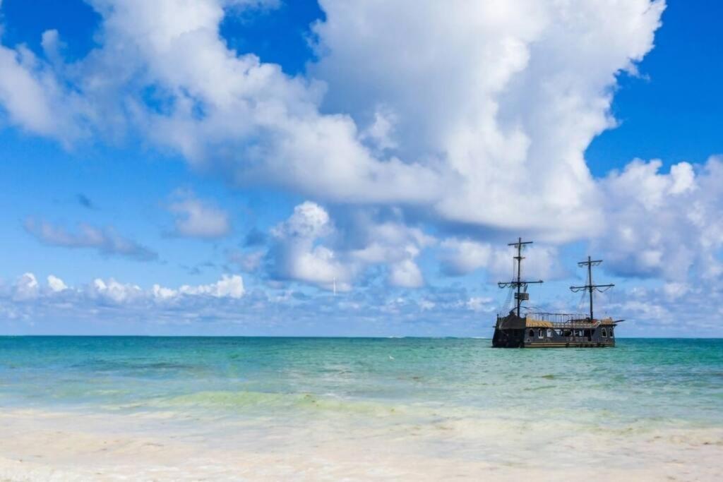 !!!new !!!charming 2-2 Penthouse 2- 3 Min Walking To Bavaro Beach, El Cortecito- Solo A 2- 3 Min Caminando De La Playa Apartamento