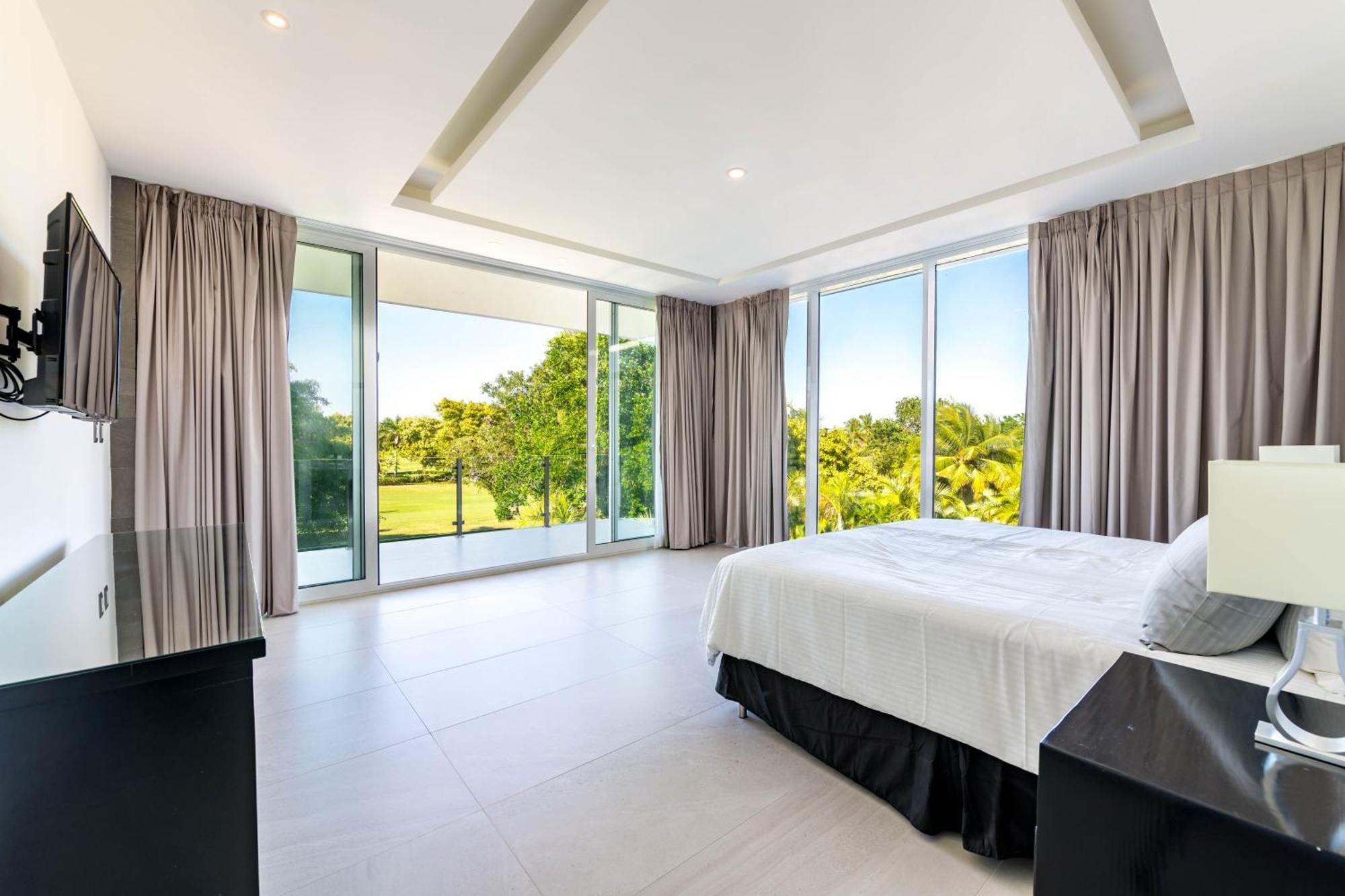 Villa Modern Brand New With Pool, Jacuzzi, Chef At Cocotal Golf & Country Club Punta Cana