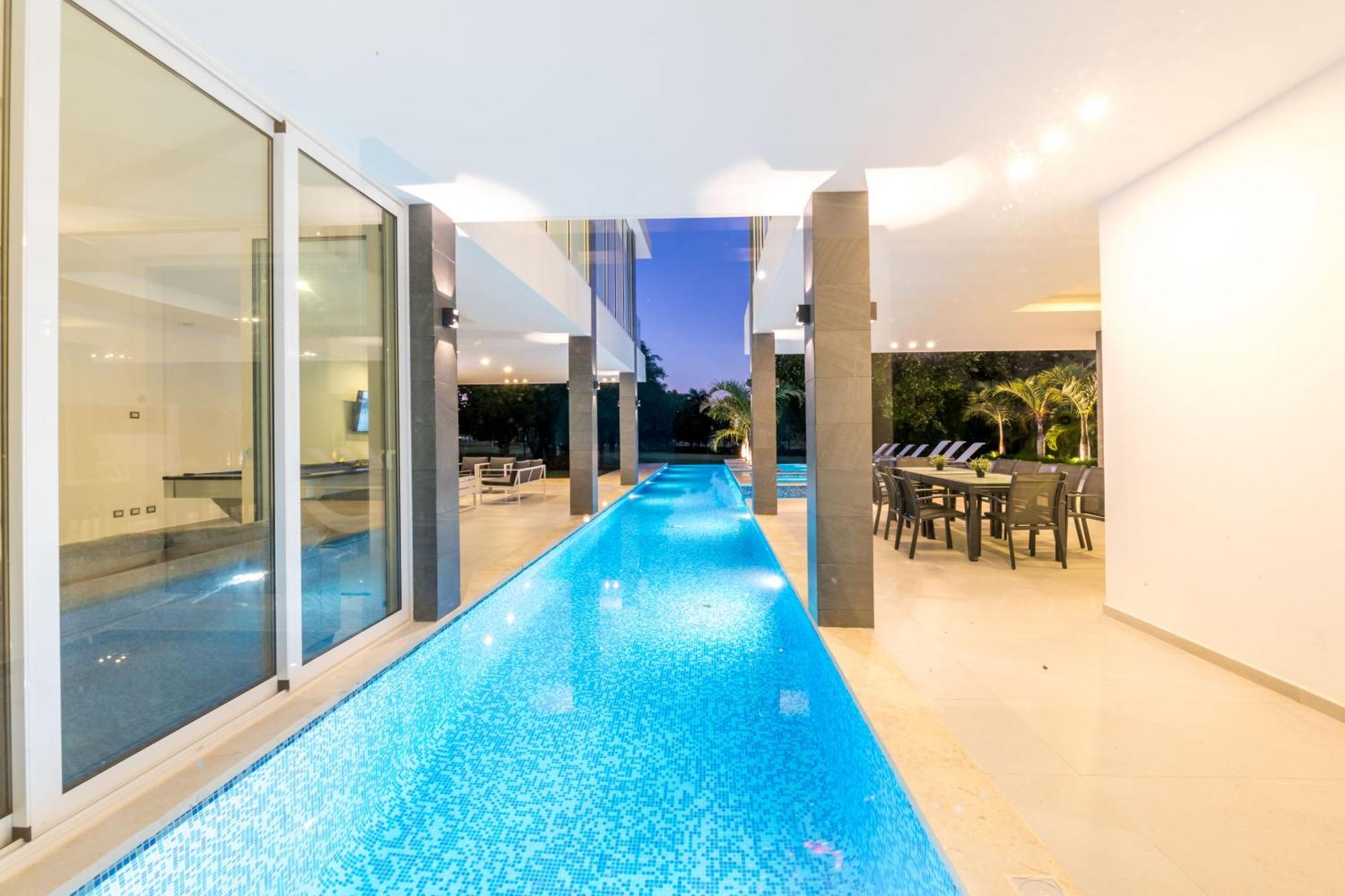Modern Brand New With Pool, Jacuzzi, Chef At Cocotal Golf & Country Club Villa *