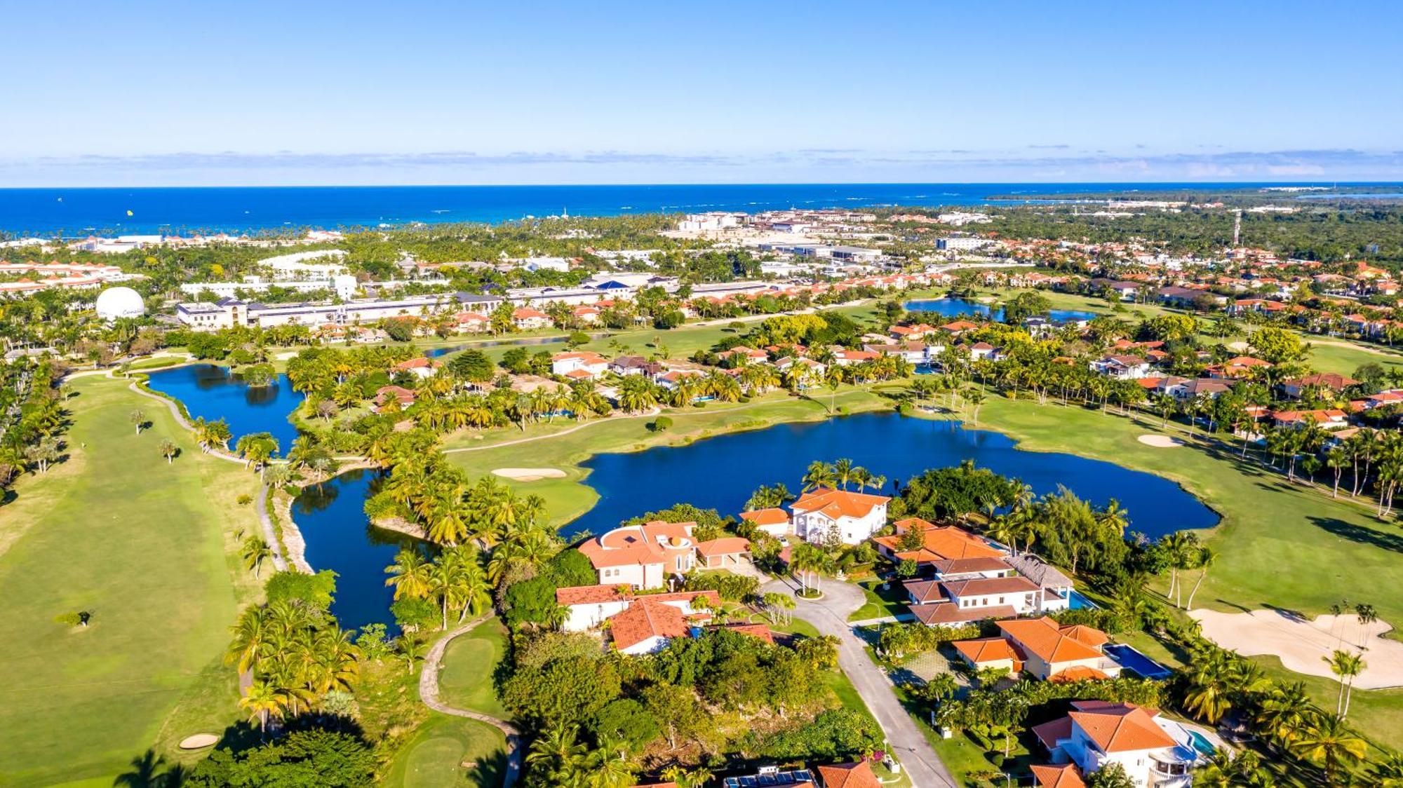 Modern Brand New With Pool, Jacuzzi, Chef At Cocotal Golf & Country Club * Punta Cana