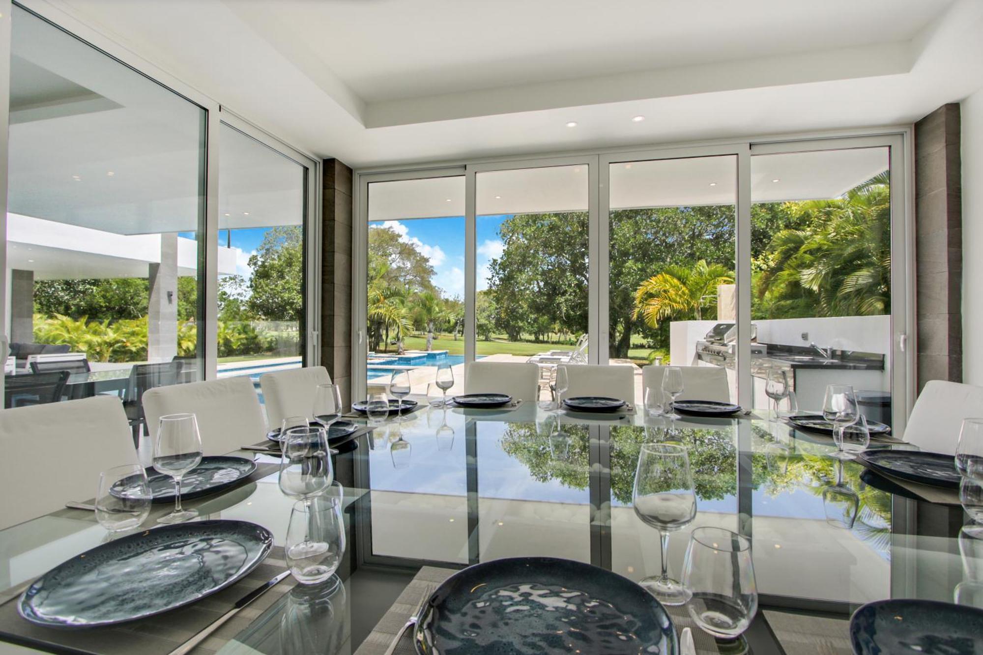 Villa Modern Brand New With Pool, Jacuzzi, Chef At Cocotal Golf & Country Club *