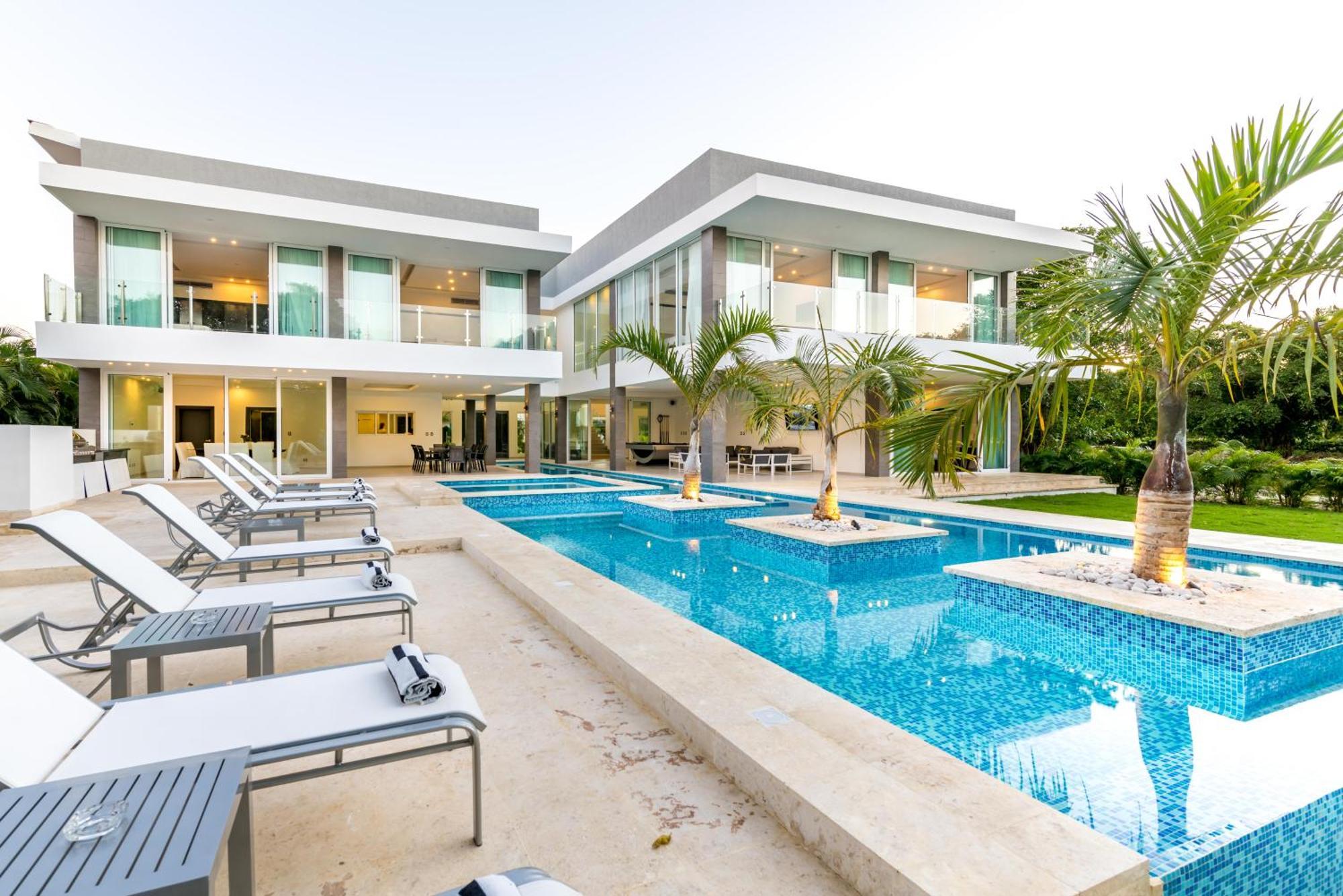 Villa Modern Brand New With Pool, Jacuzzi, Chef At Cocotal Golf & Country Club Punta Cana