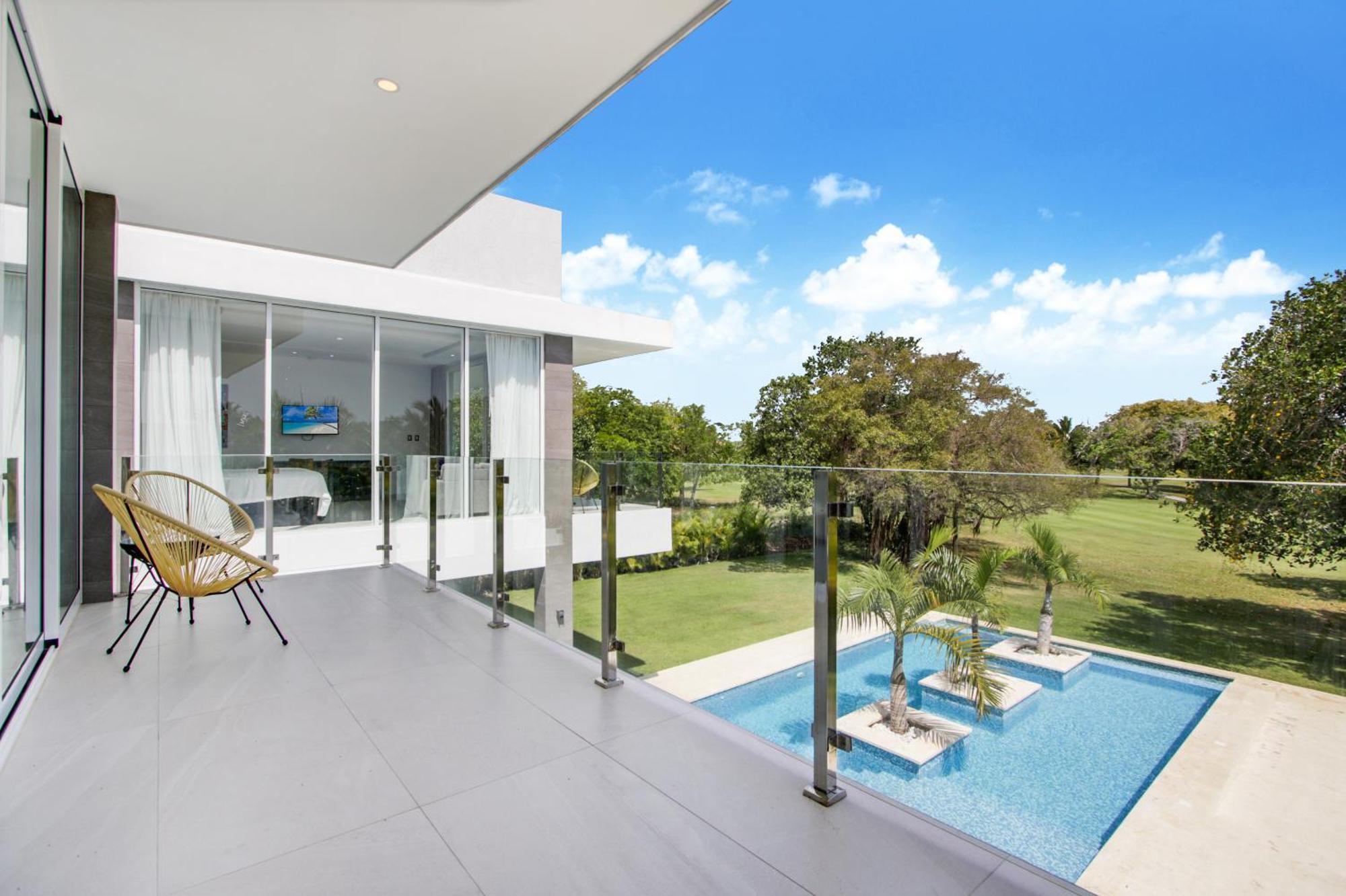 Modern Brand New With Pool, Jacuzzi, Chef At Cocotal Golf & Country Club