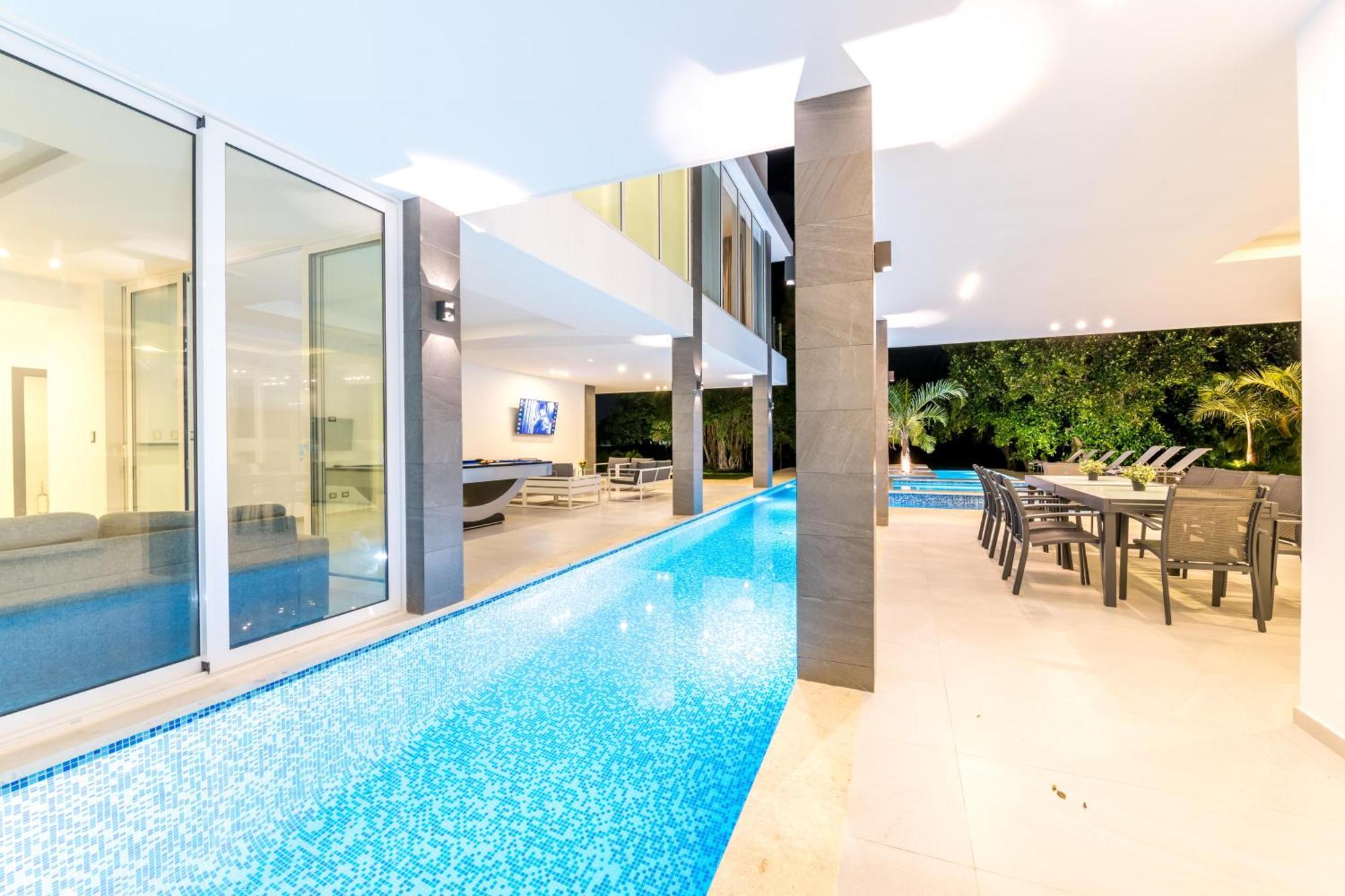 Modern Brand New With Pool, Jacuzzi, Chef At Cocotal Golf & Country Club * Punta Cana