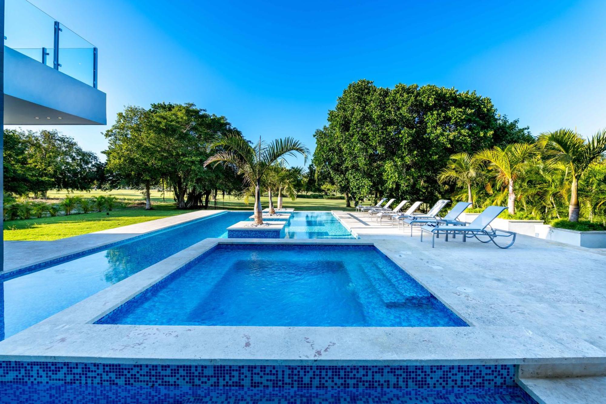 Villa Modern Brand New With Pool, Jacuzzi, Chef At Cocotal Golf & Country Club Punta Cana