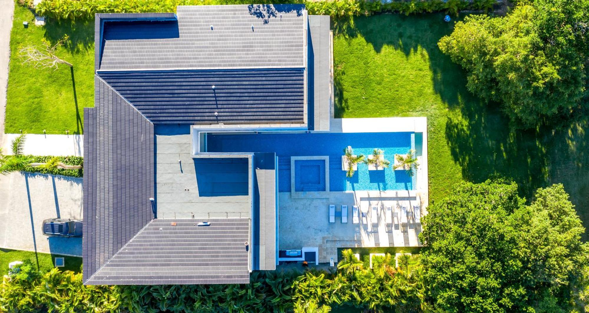 Modern Brand New With Pool, Jacuzzi, Chef At Cocotal Golf & Country Club Villa