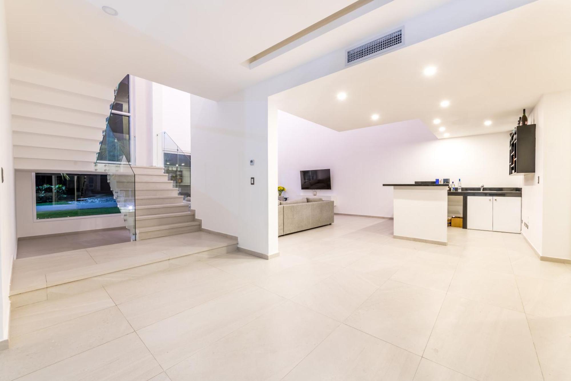 Modern Brand New With Pool, Jacuzzi, Chef At Cocotal Golf & Country Club Villa *