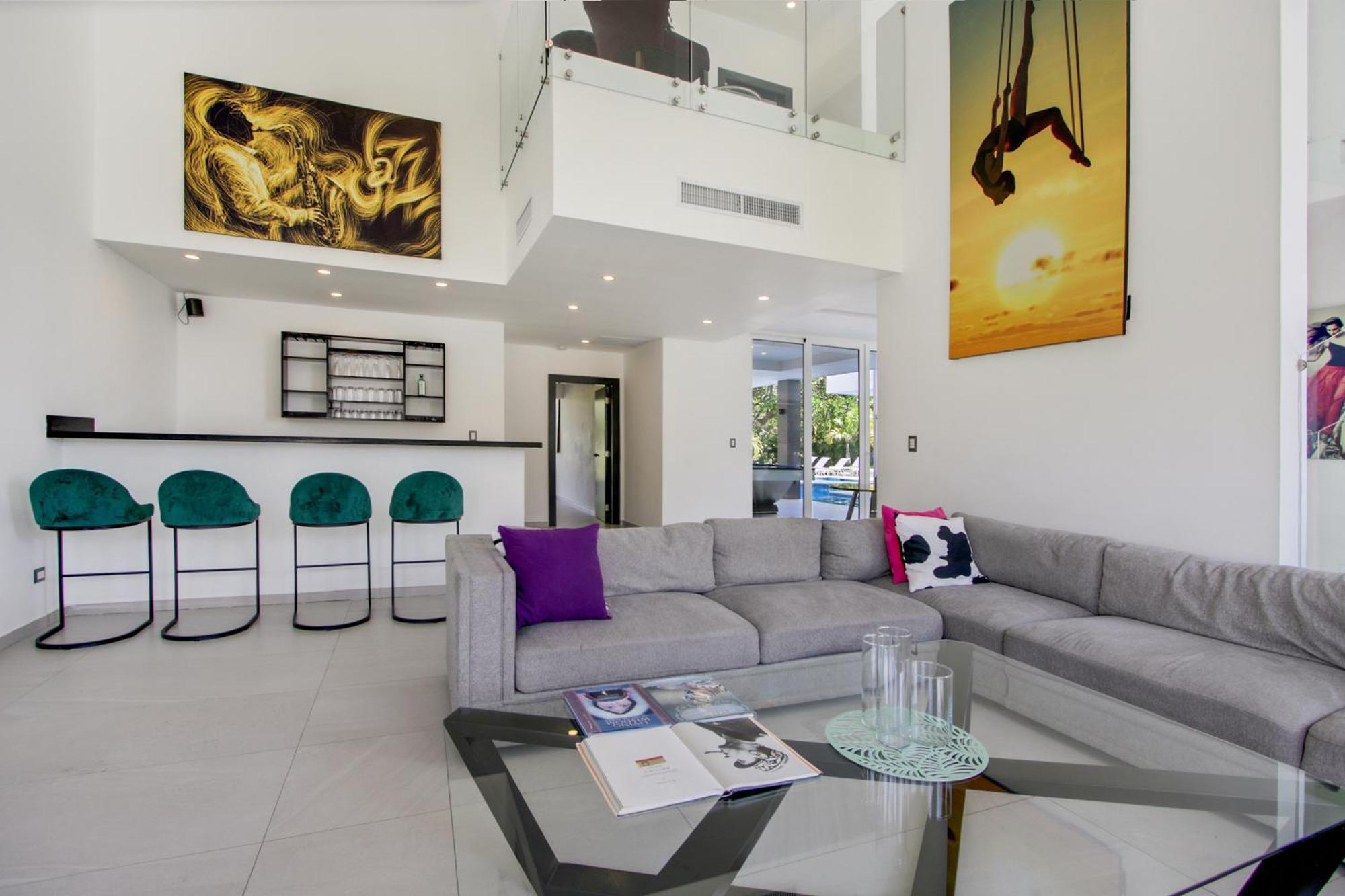 Modern Brand New With Pool, Jacuzzi, Chef At Cocotal Golf & Country Club *