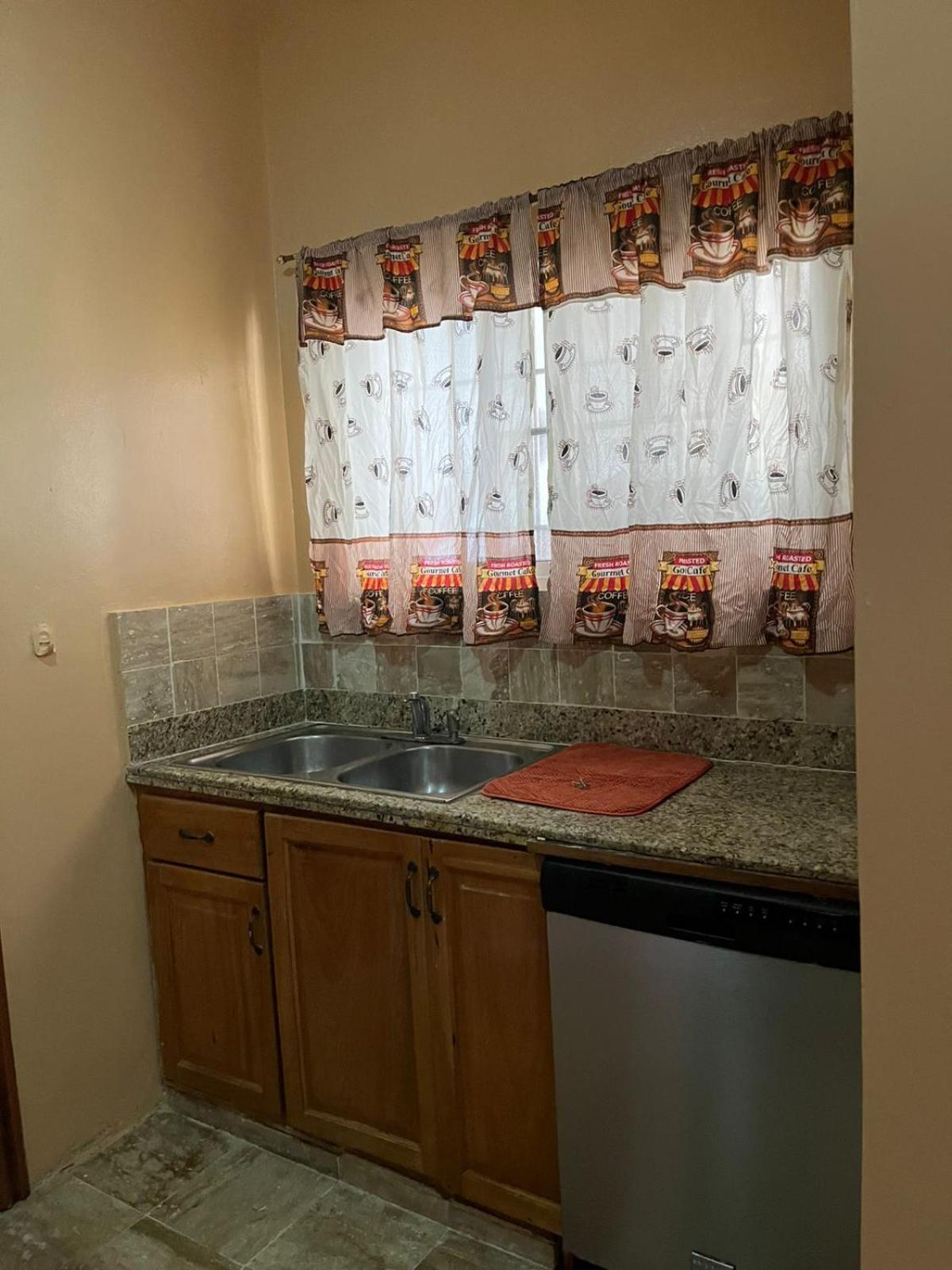 A Pasos De La Playa Apartamento