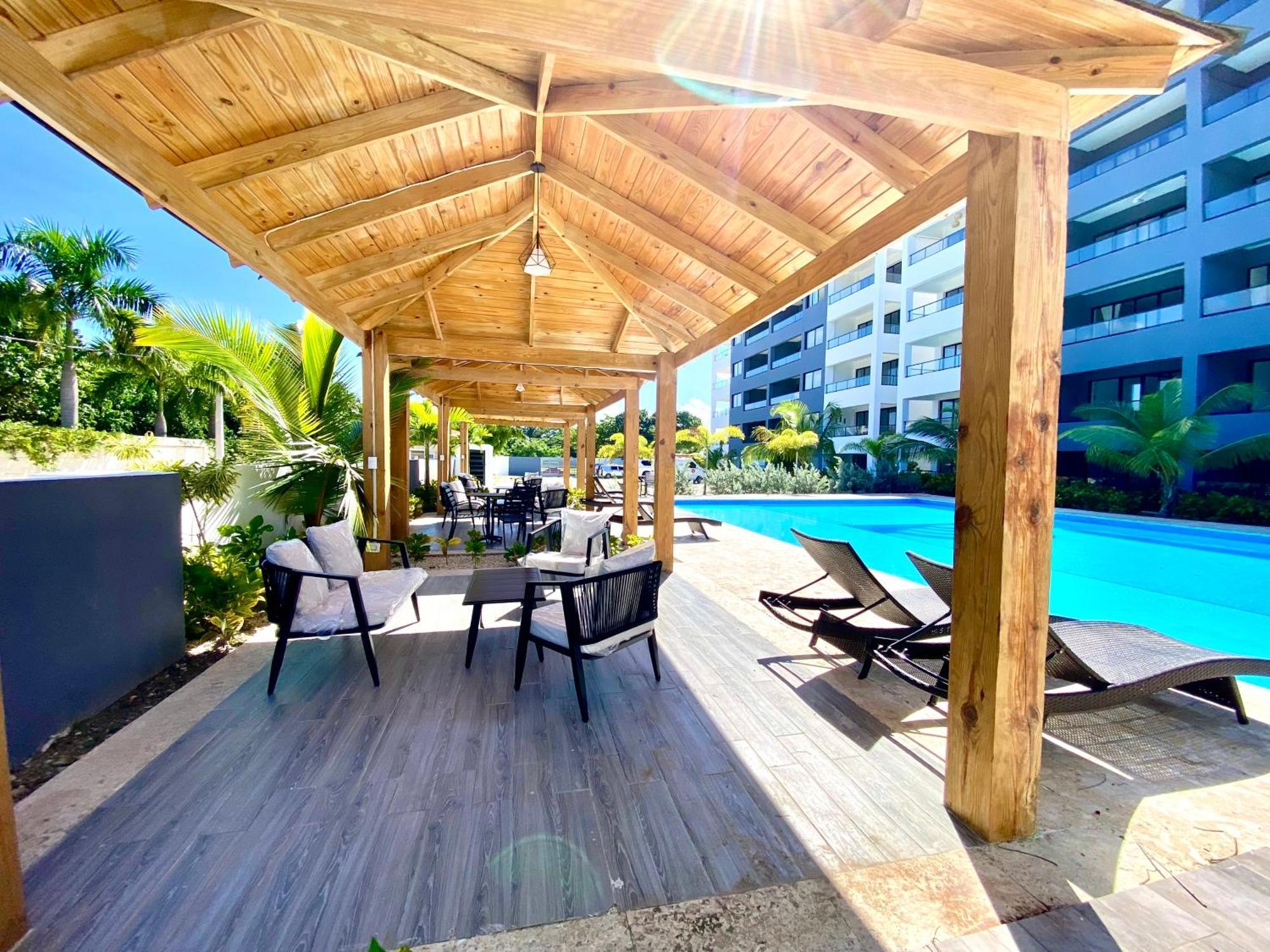Elegancia Tropical And Pool Bibijagua Rd Apartamento *
