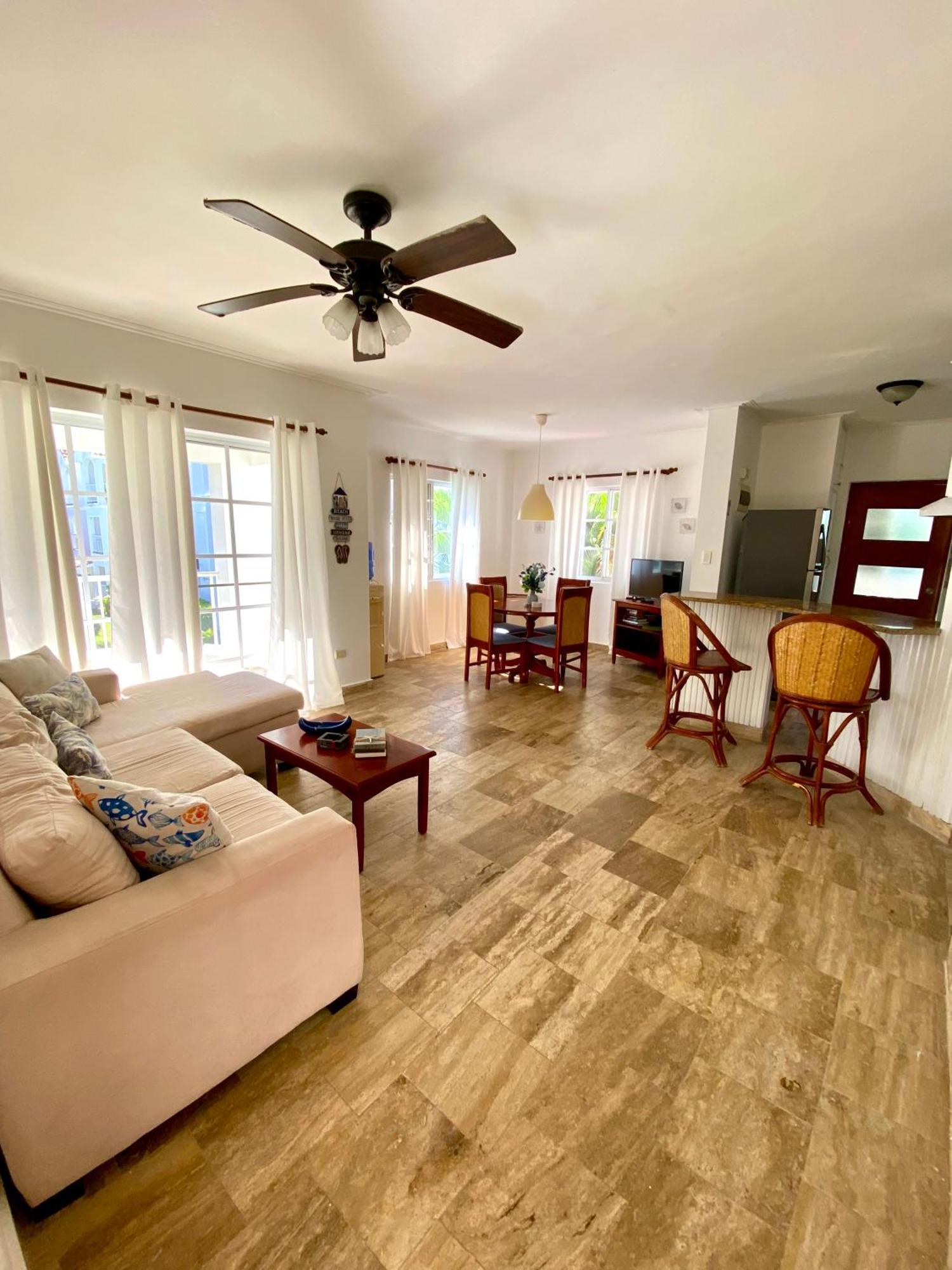 Apartment The Perfect Place For In Corales Rd