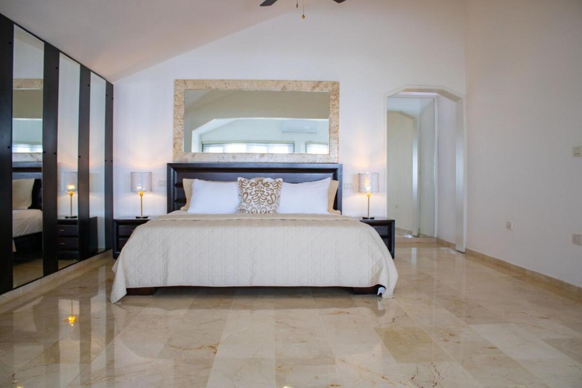 Сasa de vacaciones 7br Next To Punta Cana