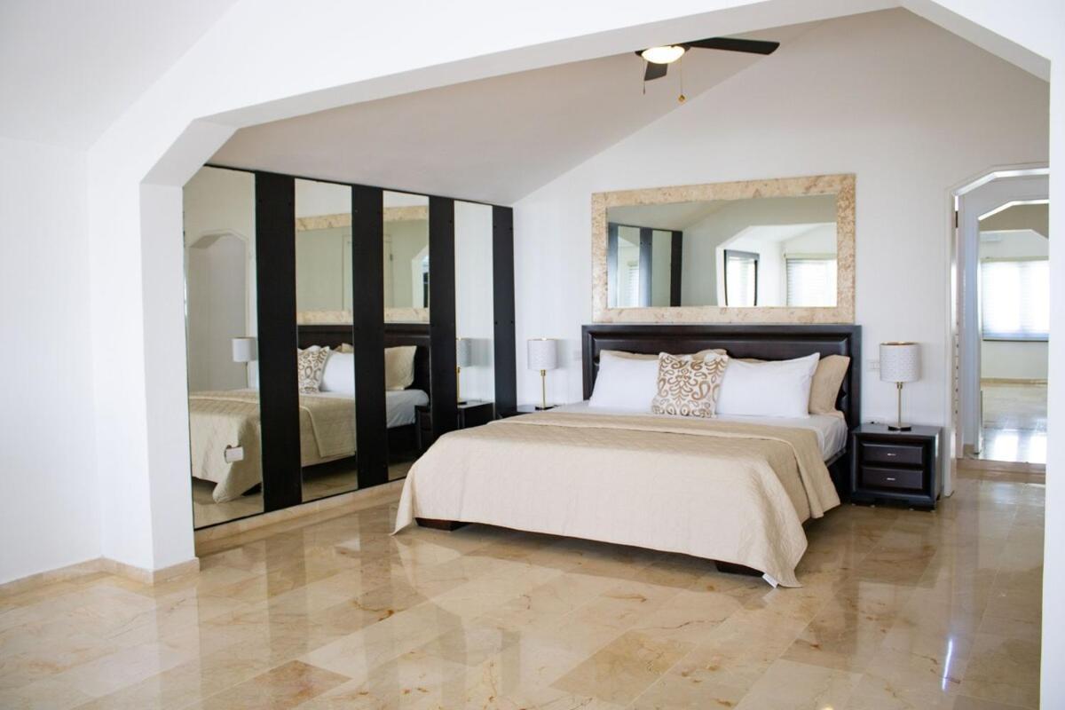 7br Next To Punta Cana