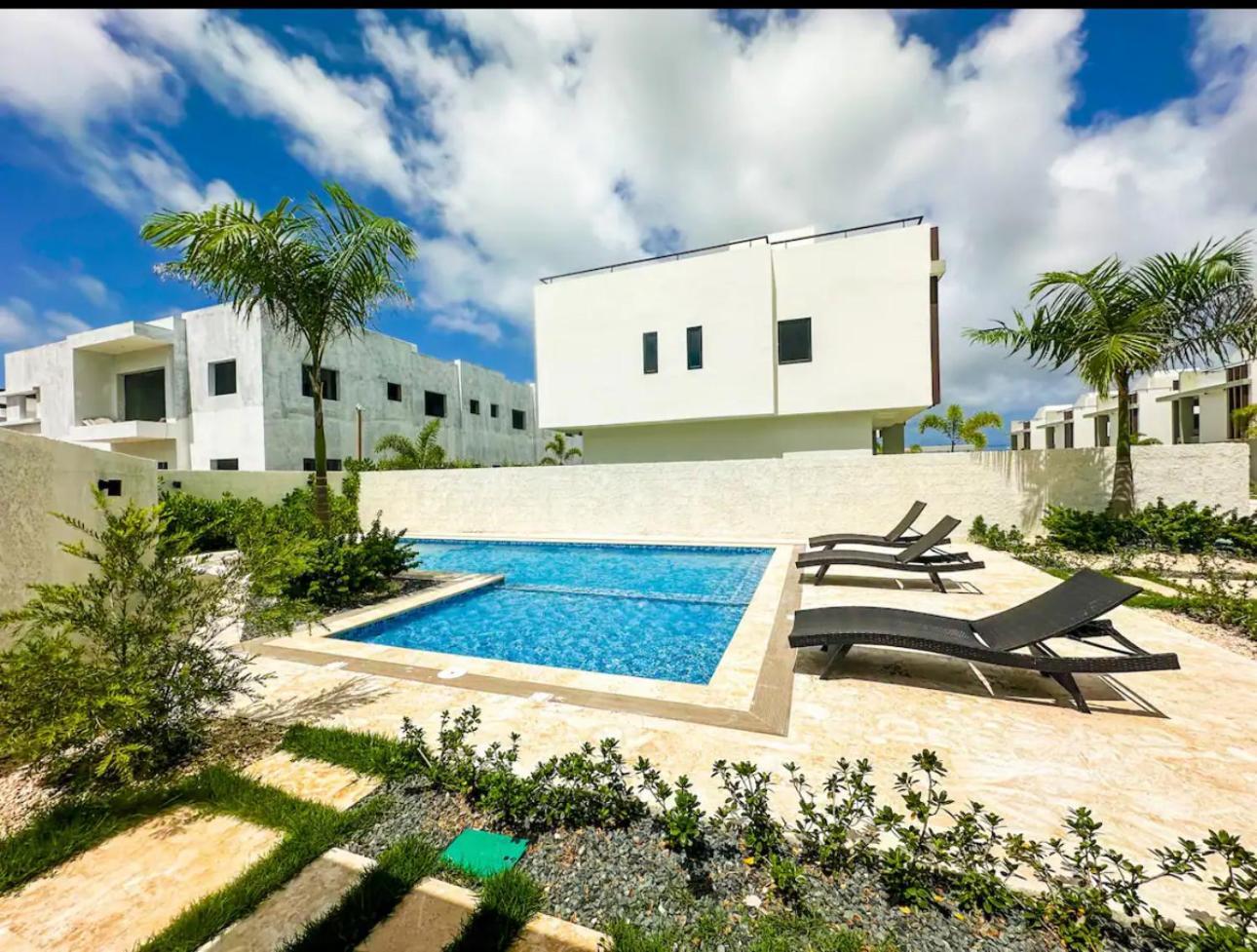 Los Gozosos Private Pool Villa Punta Cana