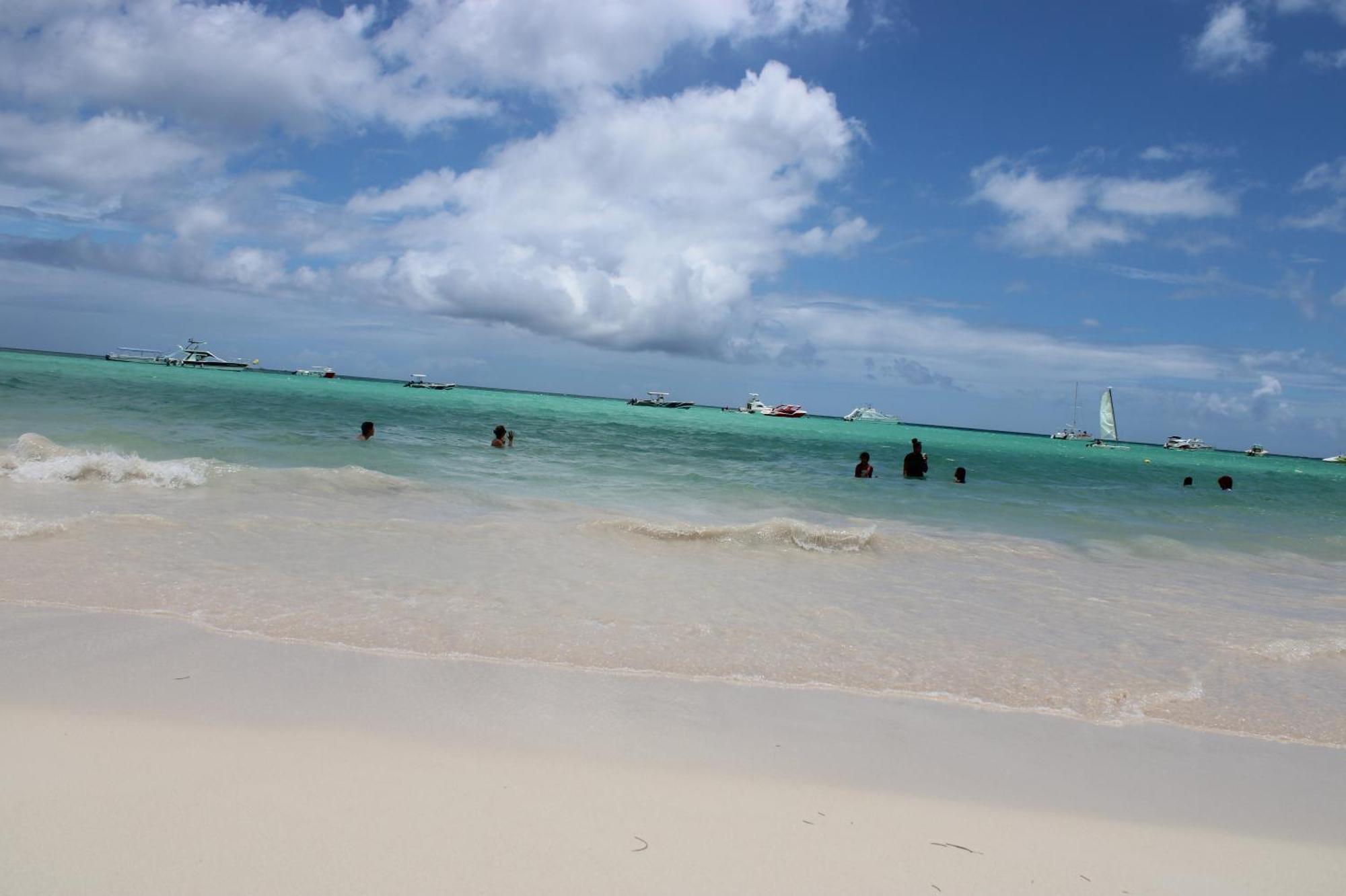 Getaway En Bavaro Deluxe Apartamento *