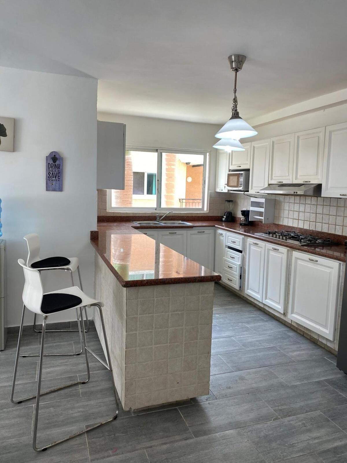 Tranquil 3 Bedroom - Pool & Private Access *