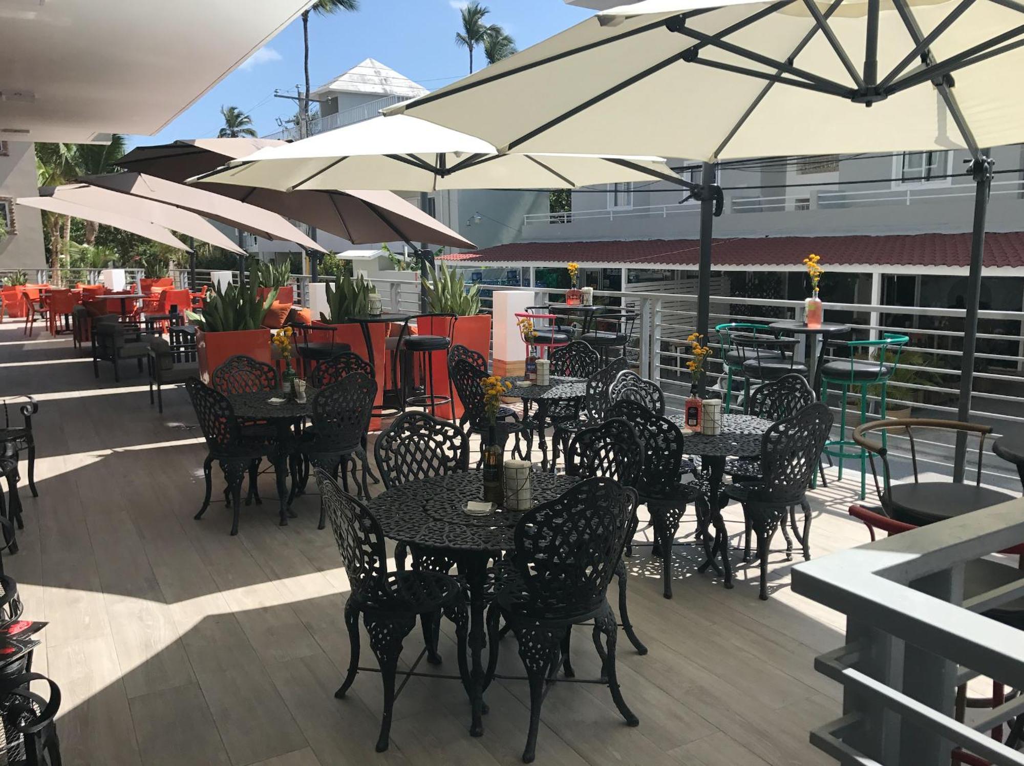 Ducassi And - Rooftop Pool, Club, Breakfast And Wifi Apartahotel Punta Cana