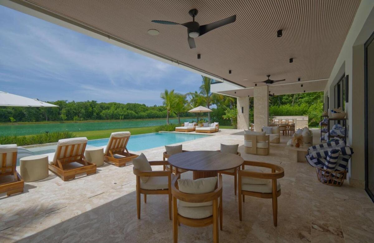 Modern With Staff In Golf N * Punta Cana