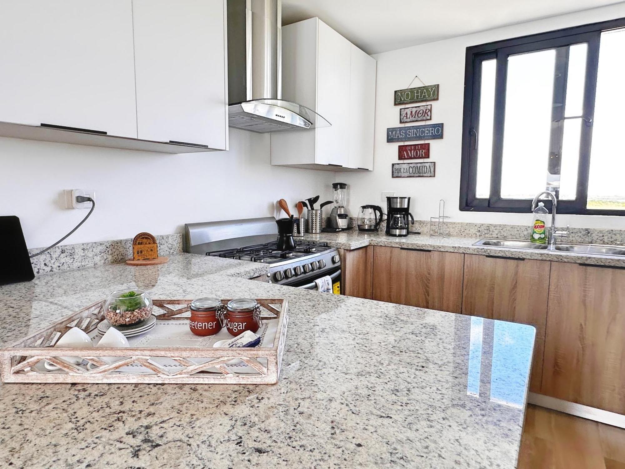 Luxury The Crystal Lagoon Apartment