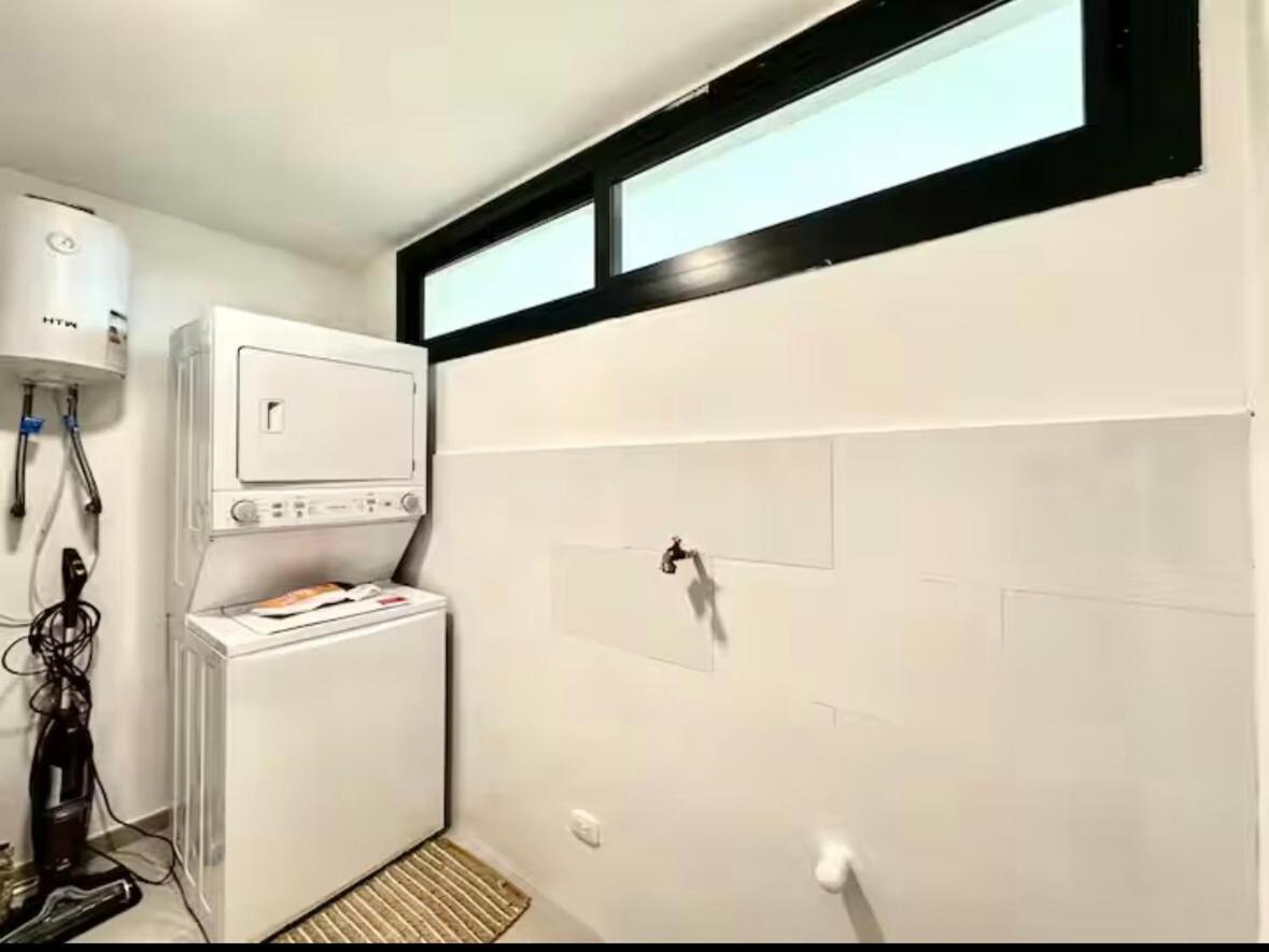 Modern 2br With Golf View, Pool Front Oasis Apartamento *