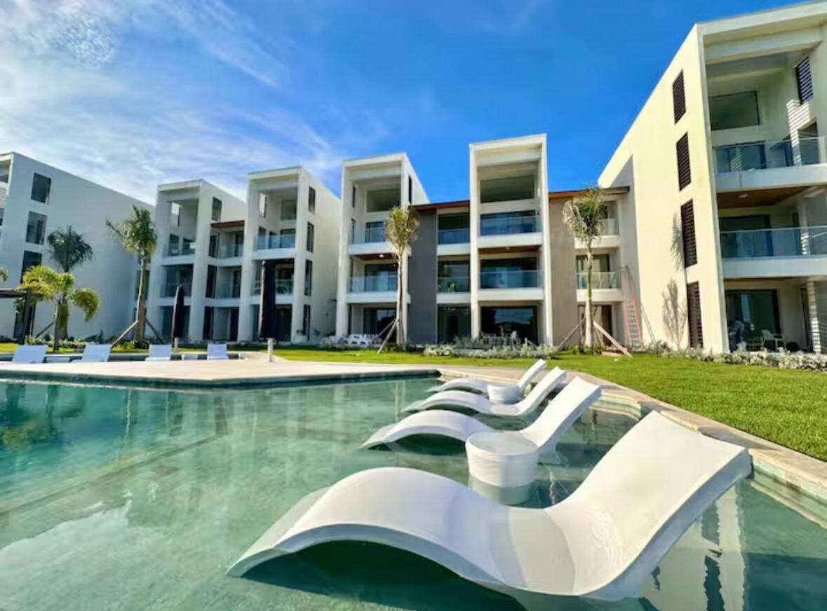 Modern 2br With Golf View, Pool Front Oasis Apartamento Punta Cana